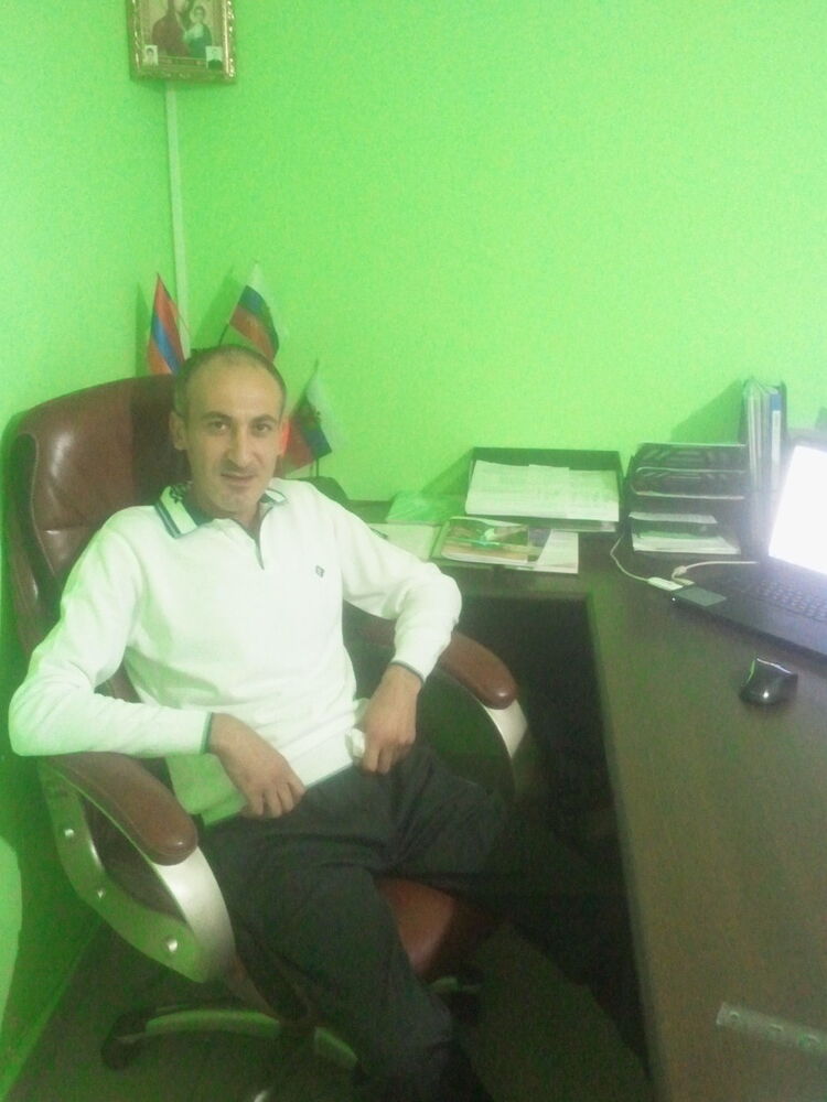 6540447  Aram, 42 ,    