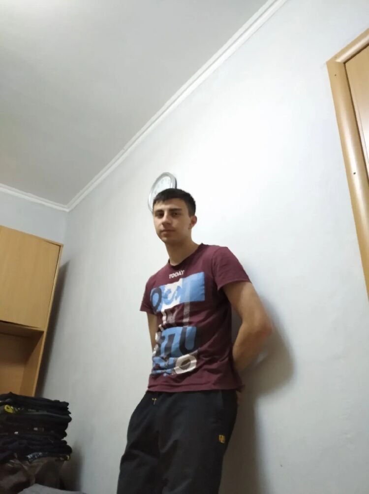  46150447  , 21 ,    