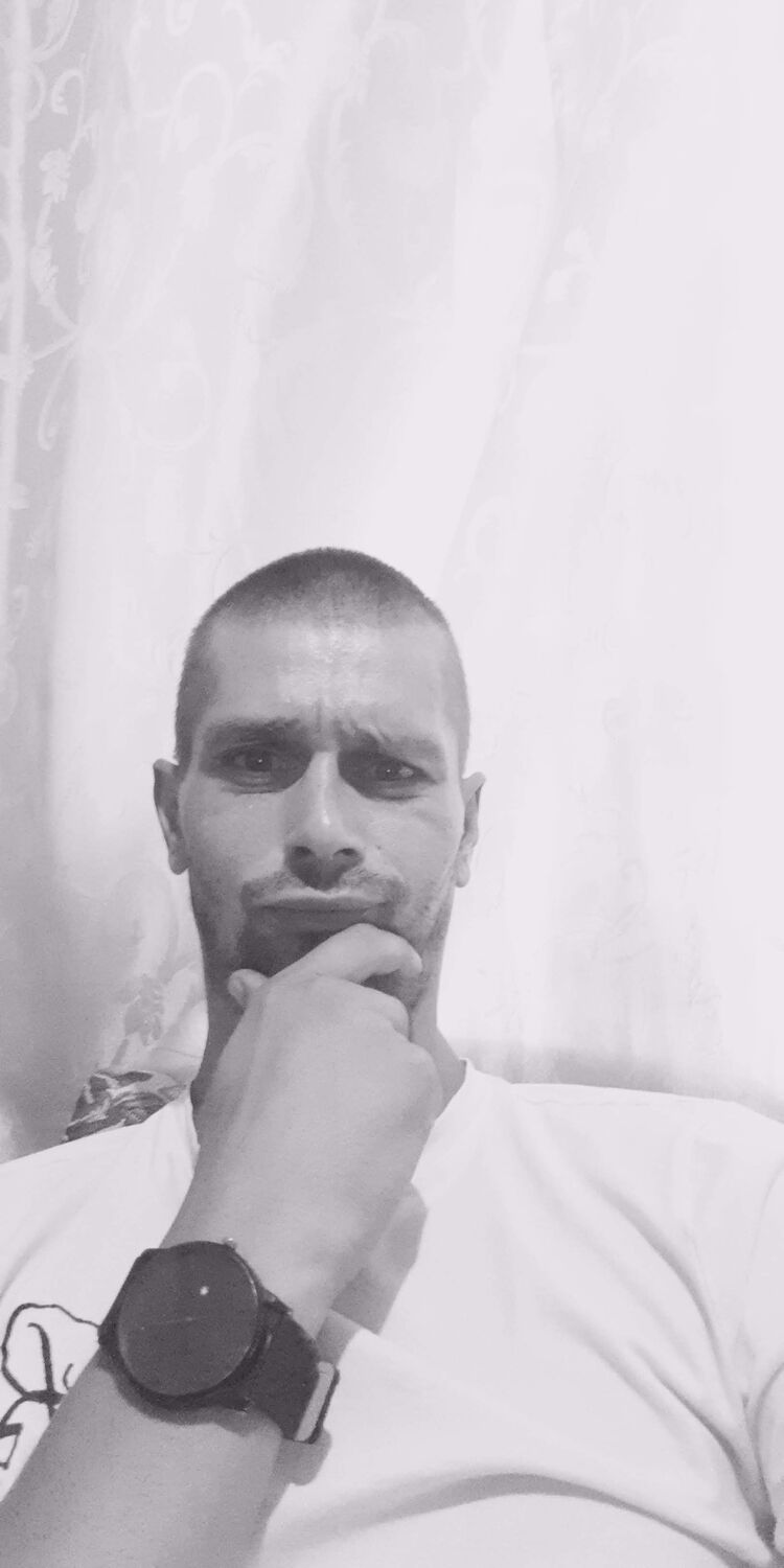  ,   Oleg, 37 ,   ,   , c , 