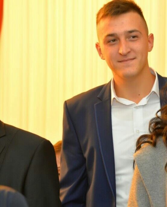  9406277  Ruslan, 35 ,    