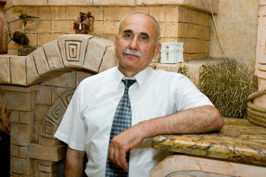  ,   Mihai, 74 ,   , 
