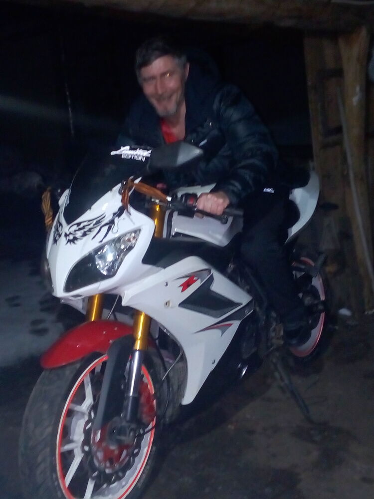  26069957  Veles, 47 ,    