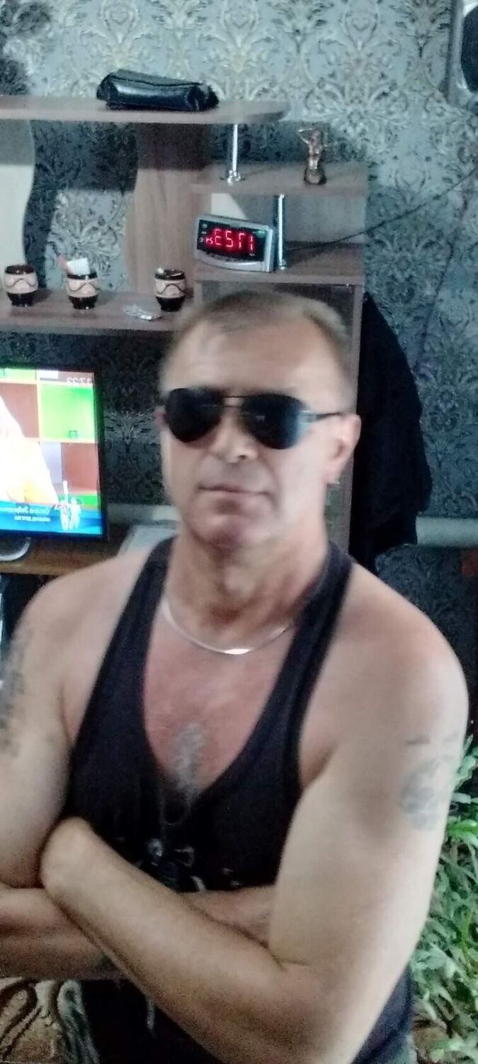  ,   Sergei, 53 ,   c , 