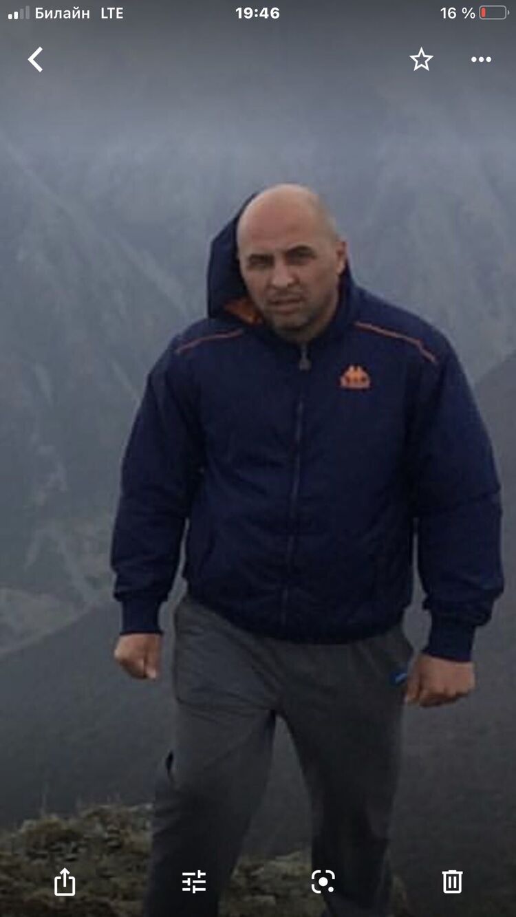  28063347  , 47 ,    