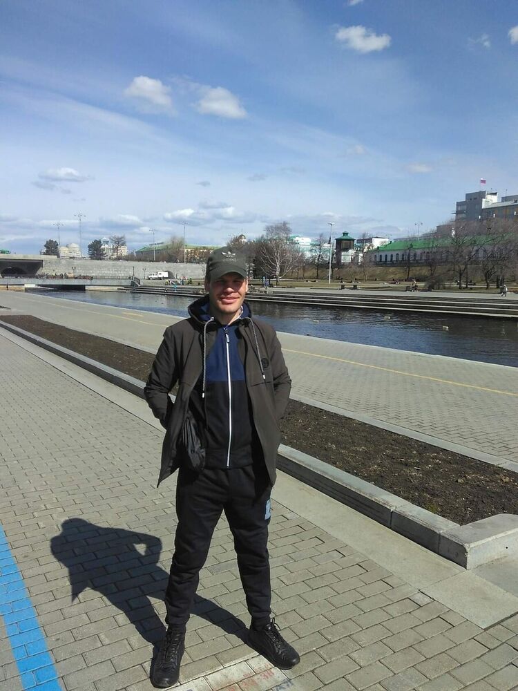 ,   Denis, 38 ,   ,   , c 
