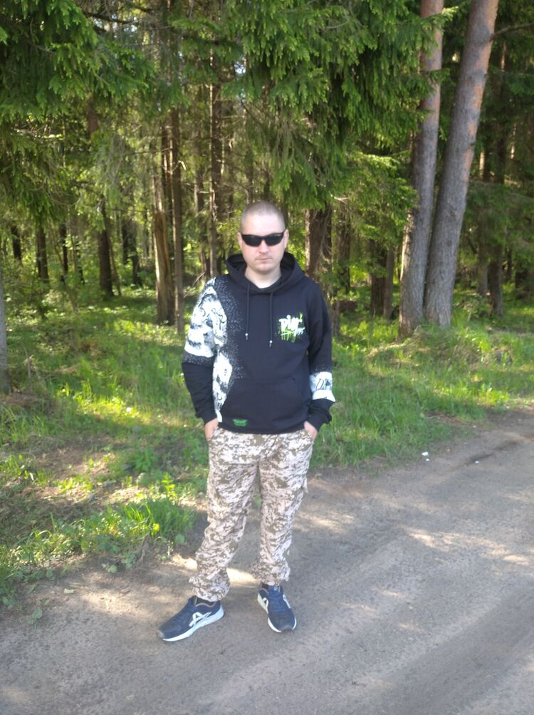  27655477  Vladimir, 30 ,    