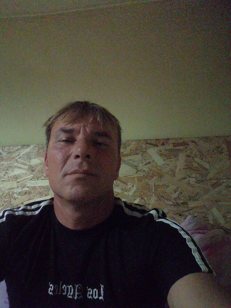  31324717  Marko, 44 ,    