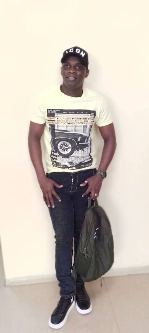  54167677  , 39 ,    -