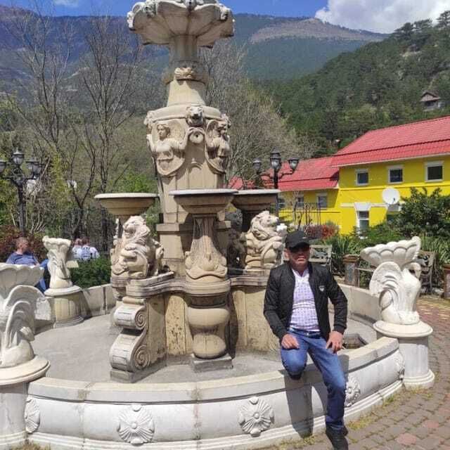  ,   Israiljon, 47 ,   ,   