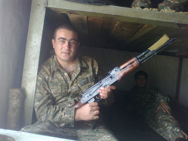  ,   ARMAN, 37 ,   ,   , c 