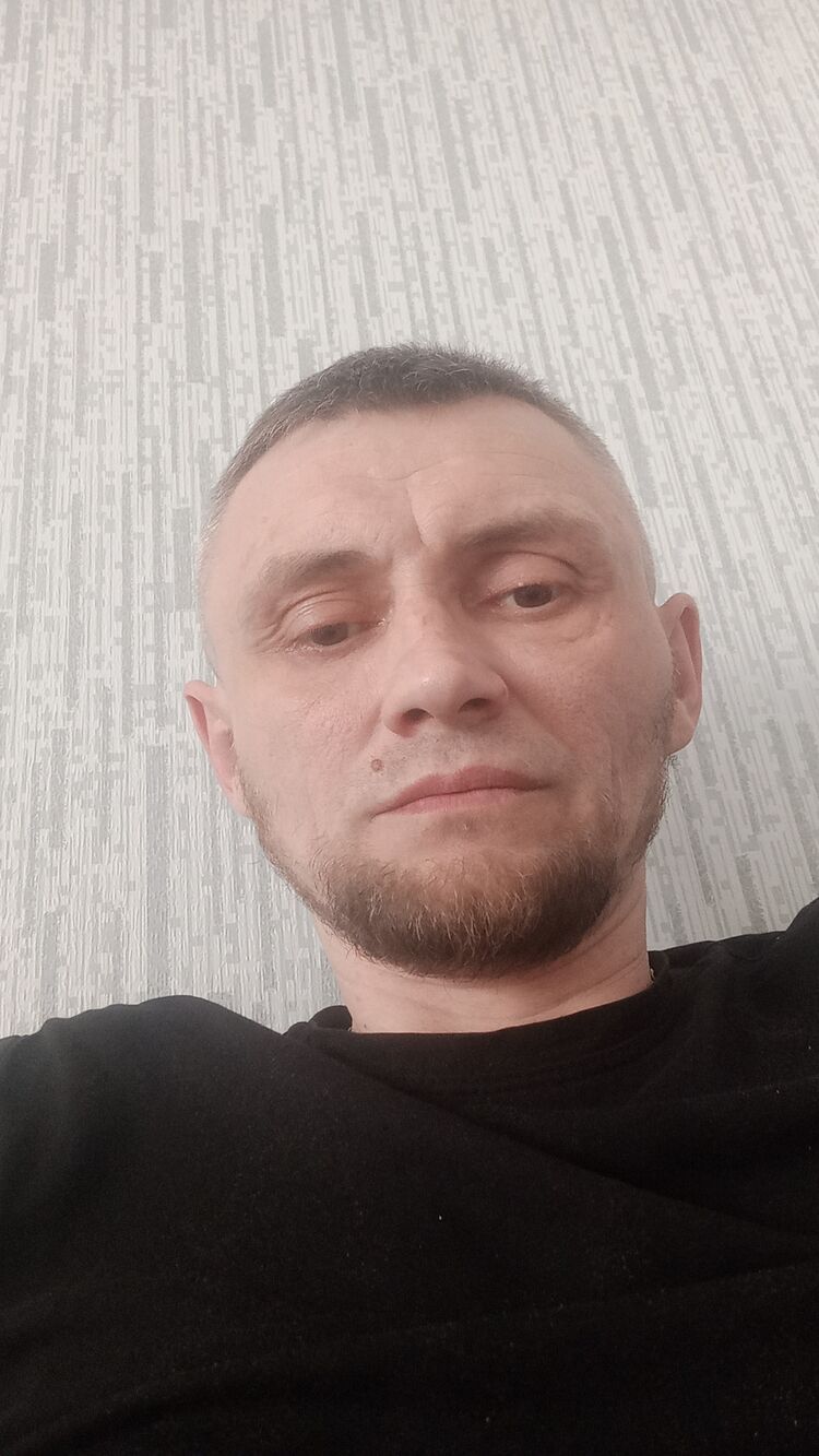  52439277  , 34 ,    