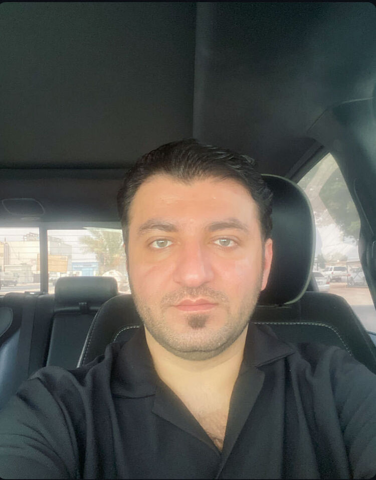  47767227  Abood, 35 ,    