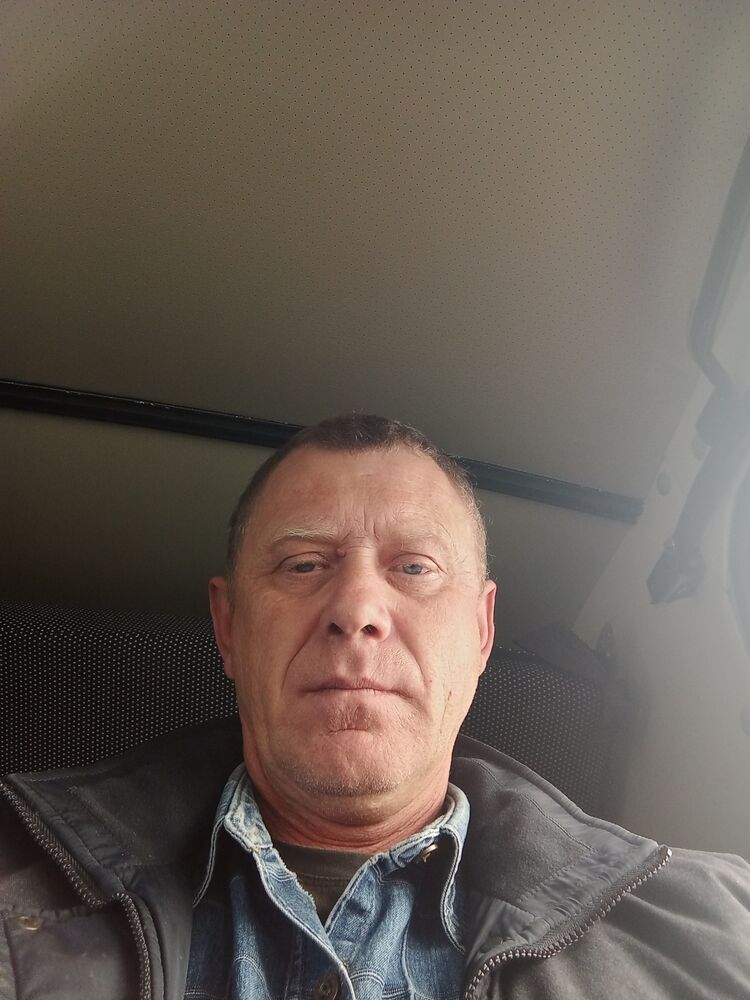  39001807  , 49 ,    