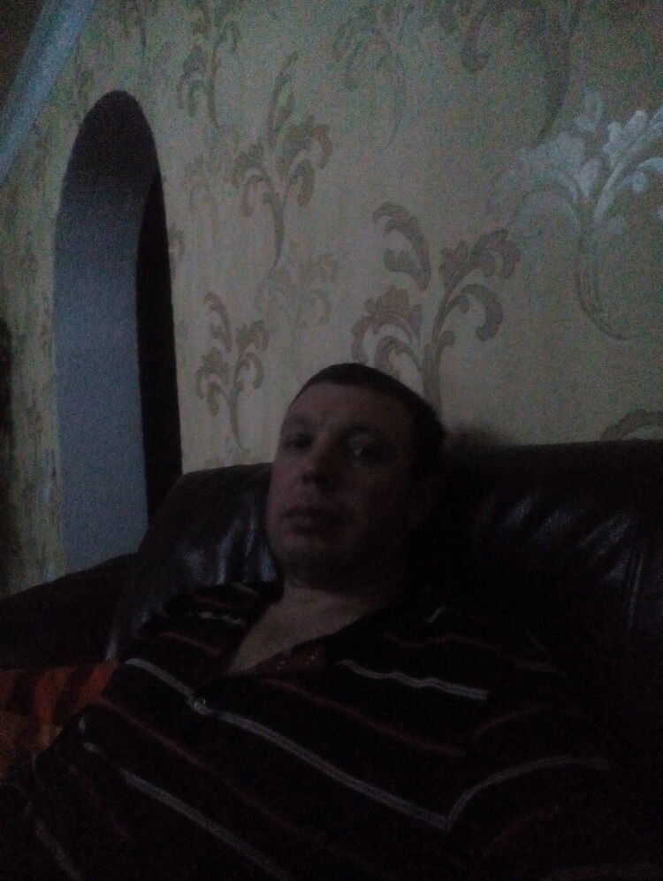  9137137  Rulik, 45 ,     