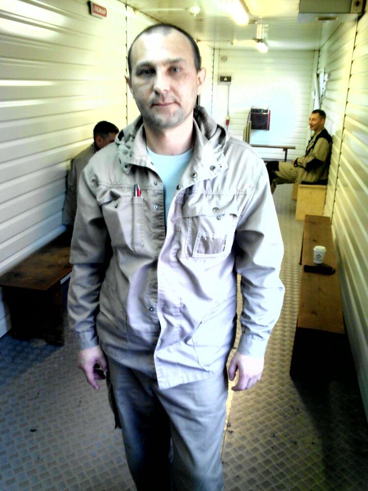  -,   , 44 ,  