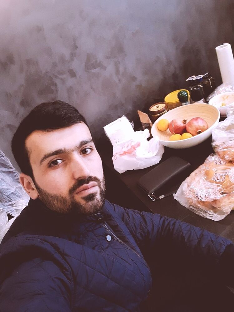  19224607  Muhammad, 30 ,    