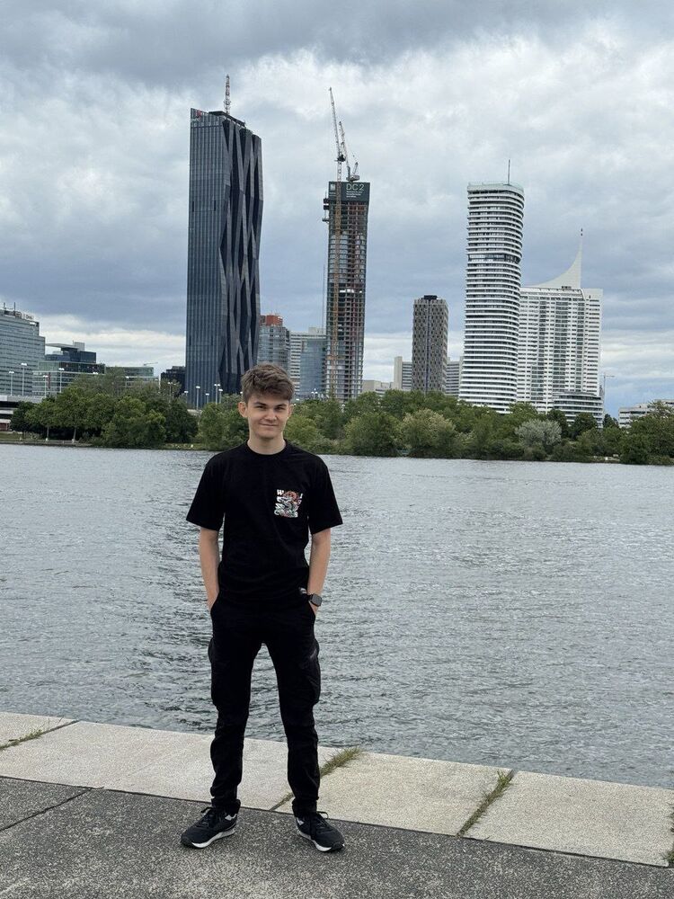 ���������� Affing, ���� ����� �������, 19 ���, ������������ ��� ������