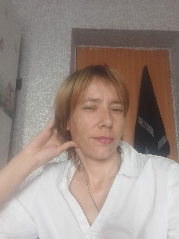  40722477  , 33 ,    