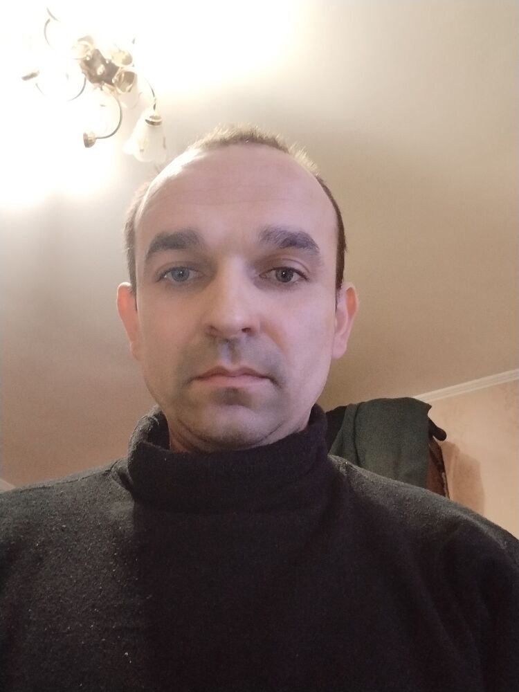  49019447  Sergii, 37 ,    