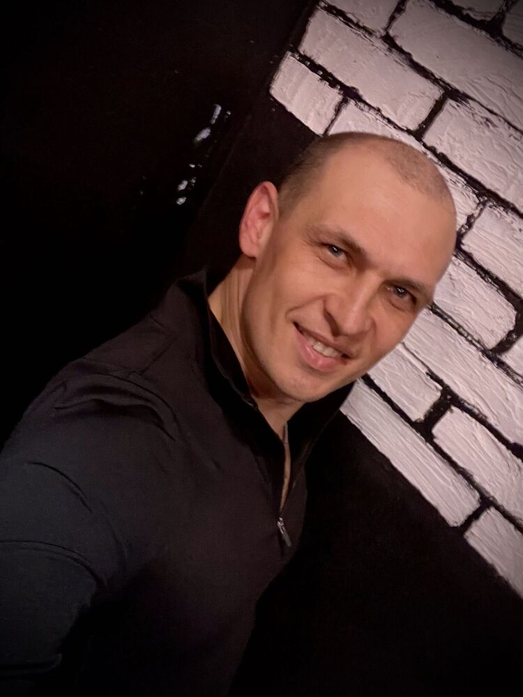 38976037  , 34 ,    