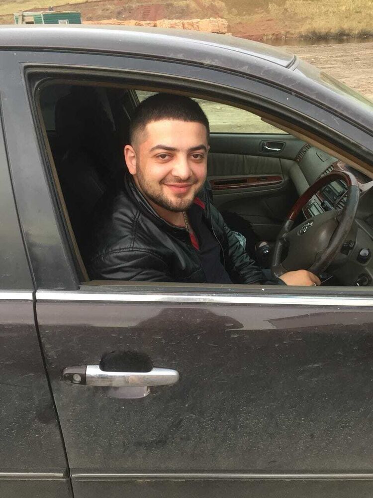  ,   Elnur, 33 ,   ,   