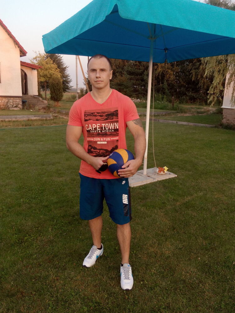  ,   Denis, 45 ,     , c 