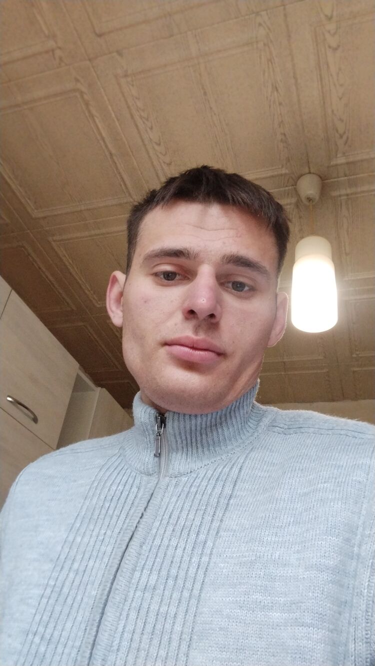  54350447  Vlad, 28 ,    