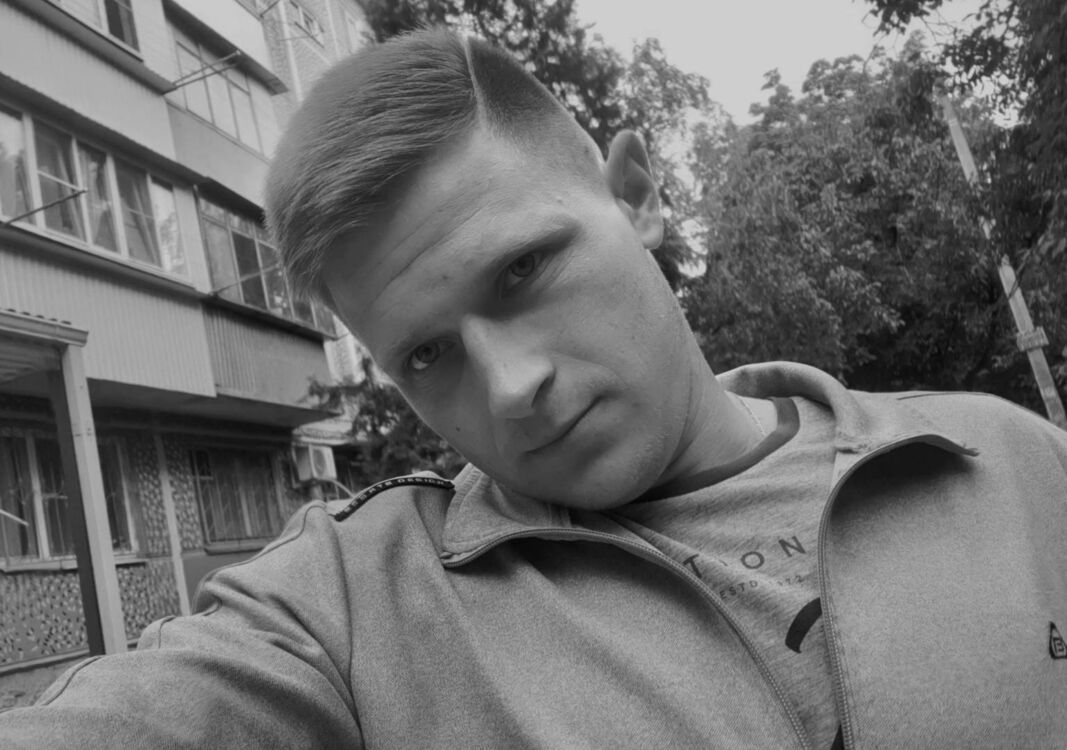  30489437  Vitaly, 29 ,    