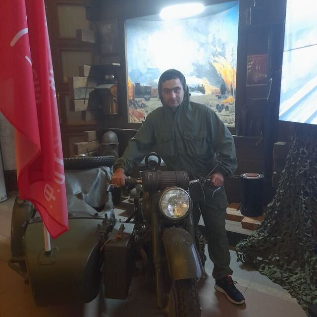 46555947  , 31 ,    