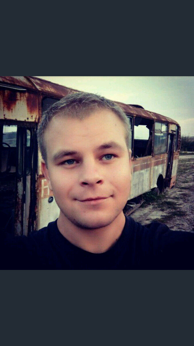  ,   Vasil, 28 ,   ,   , c , 