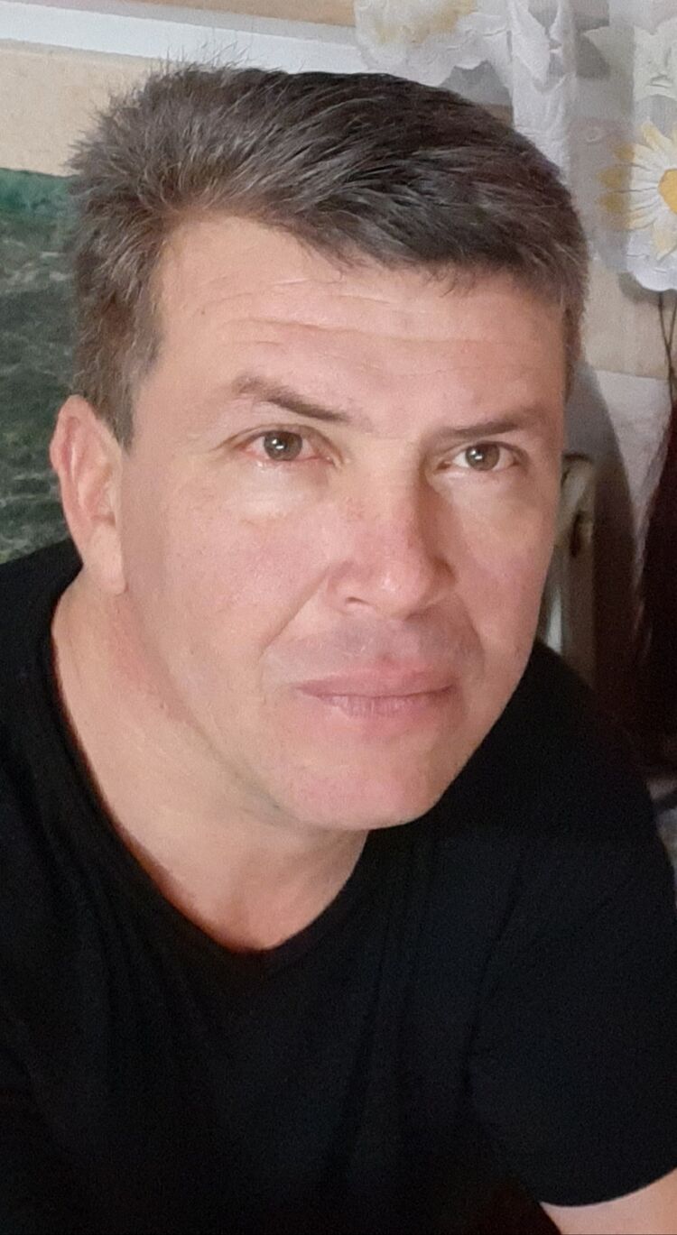  22706197  Andrei, 48 ,    