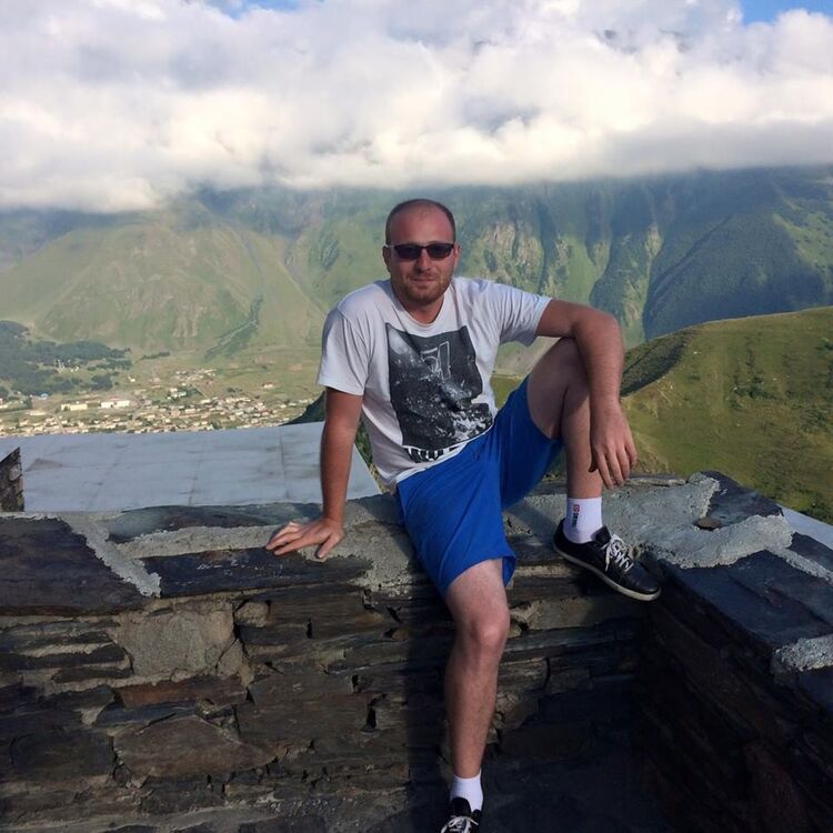  6663207  Tornike, 39 ,    