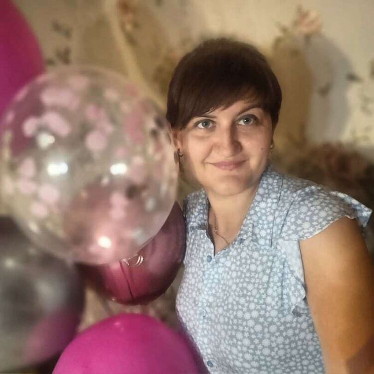  41532267  Lena, 35 ,    