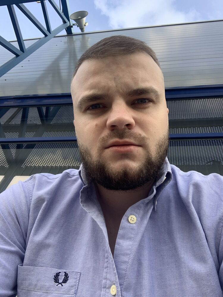  -,   , 32 ,  