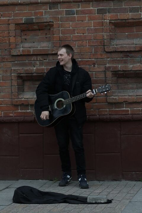  45877417  Oleg, 24 ,    