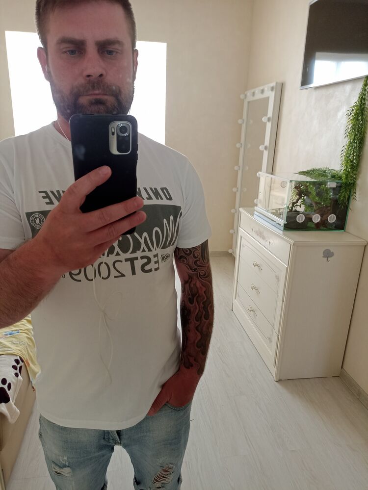  34575967  , 40 ,    