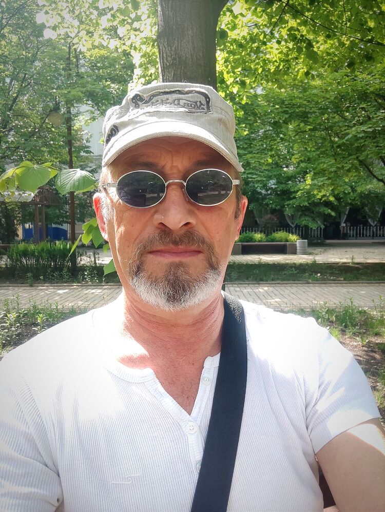  51940587  SERGEI, 62 ,    