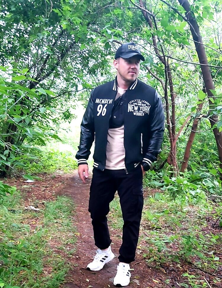 ���� 37207927 ������� Max pfayfer, 33 ����, ���� ���������� � �������������