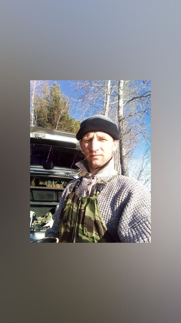  39756687  Grigorij, 40 ,    