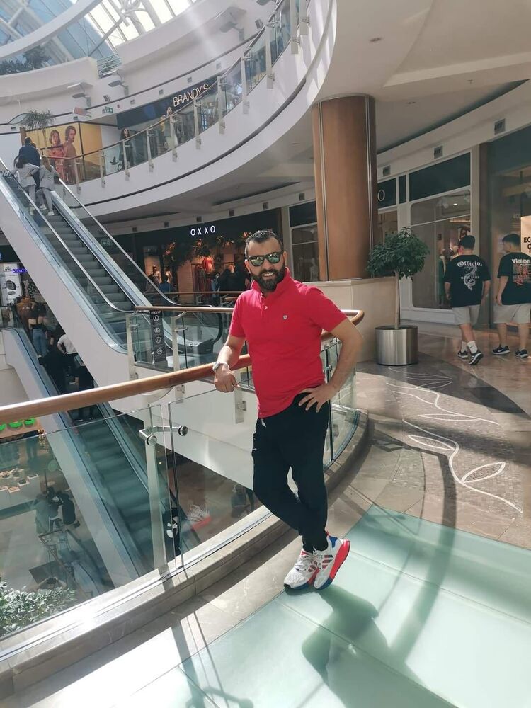  Dietikon,   Miha, 41 ,   ,   