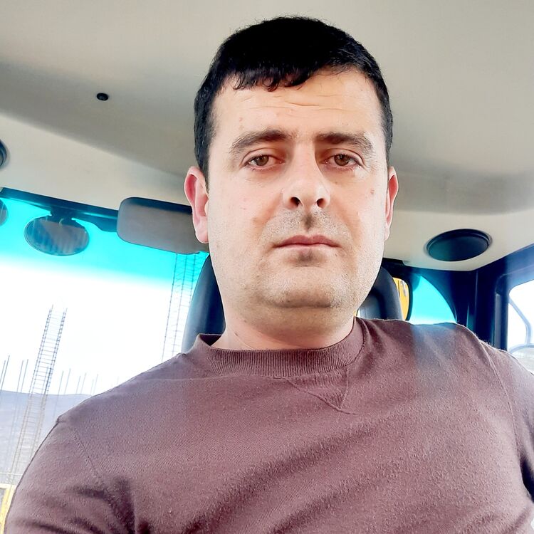  ,   Rudik, 34 ,   ,   