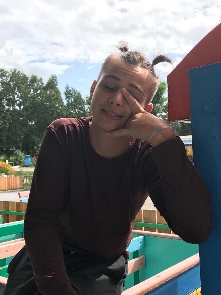  32338267  , 22 ,    