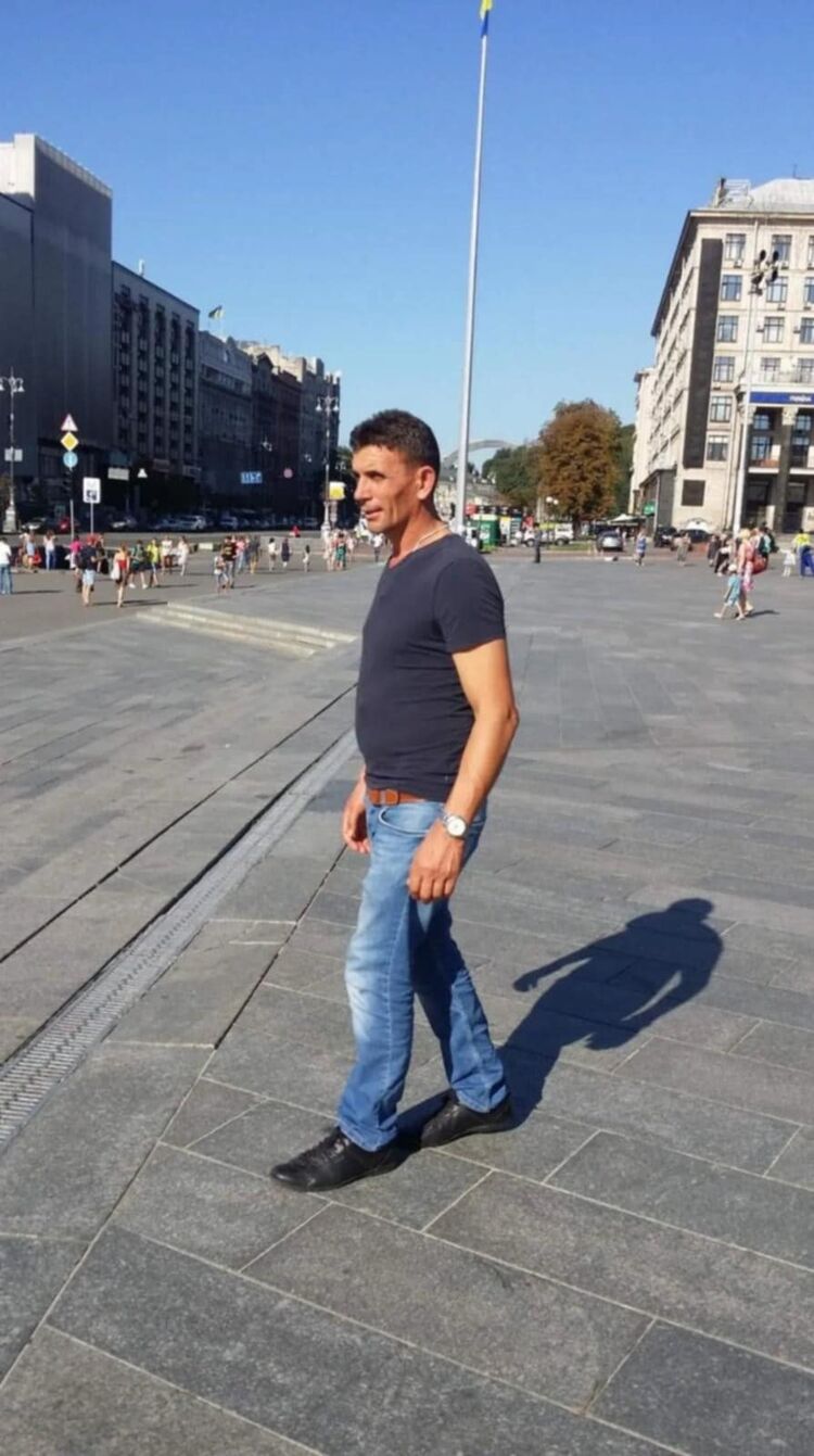  52027667  Mahmut, 45 ,    