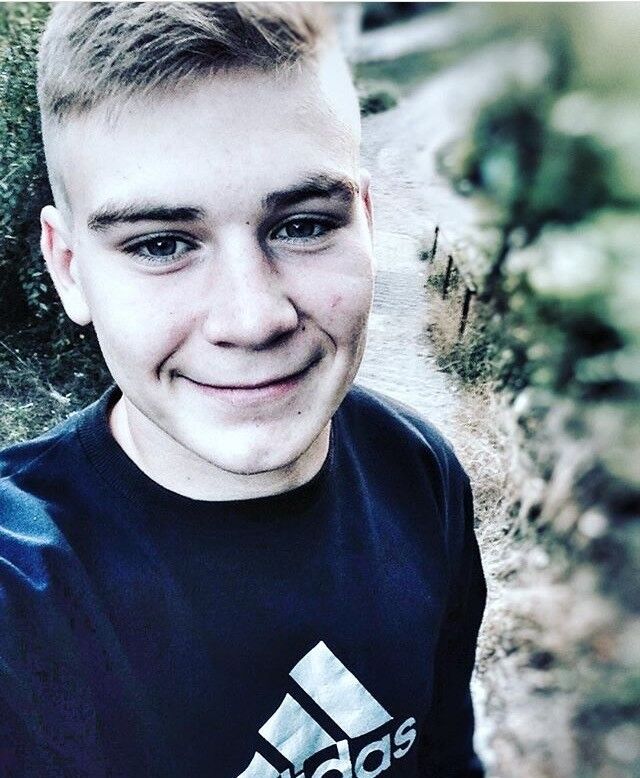  14929847  Sergei, 26 ,     