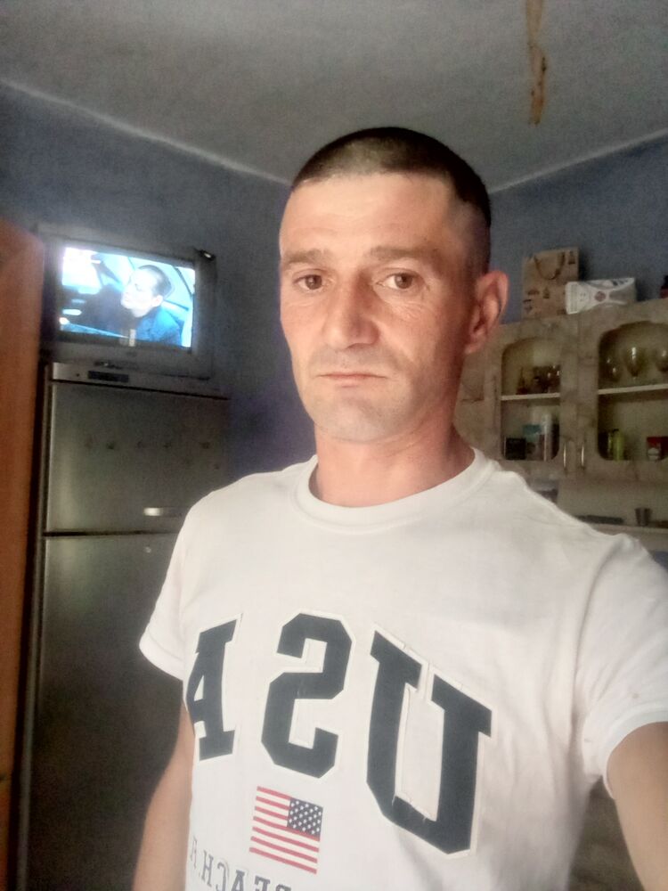  ,   Ivan, 35 ,   ,   