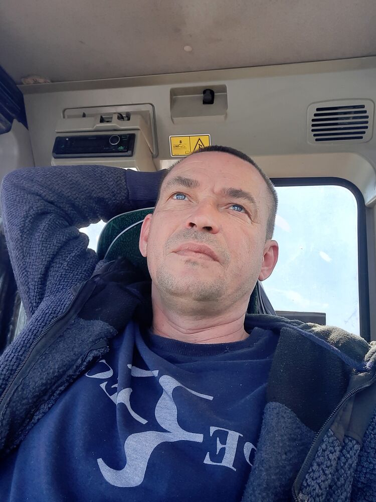  44454087  , 41 ,    