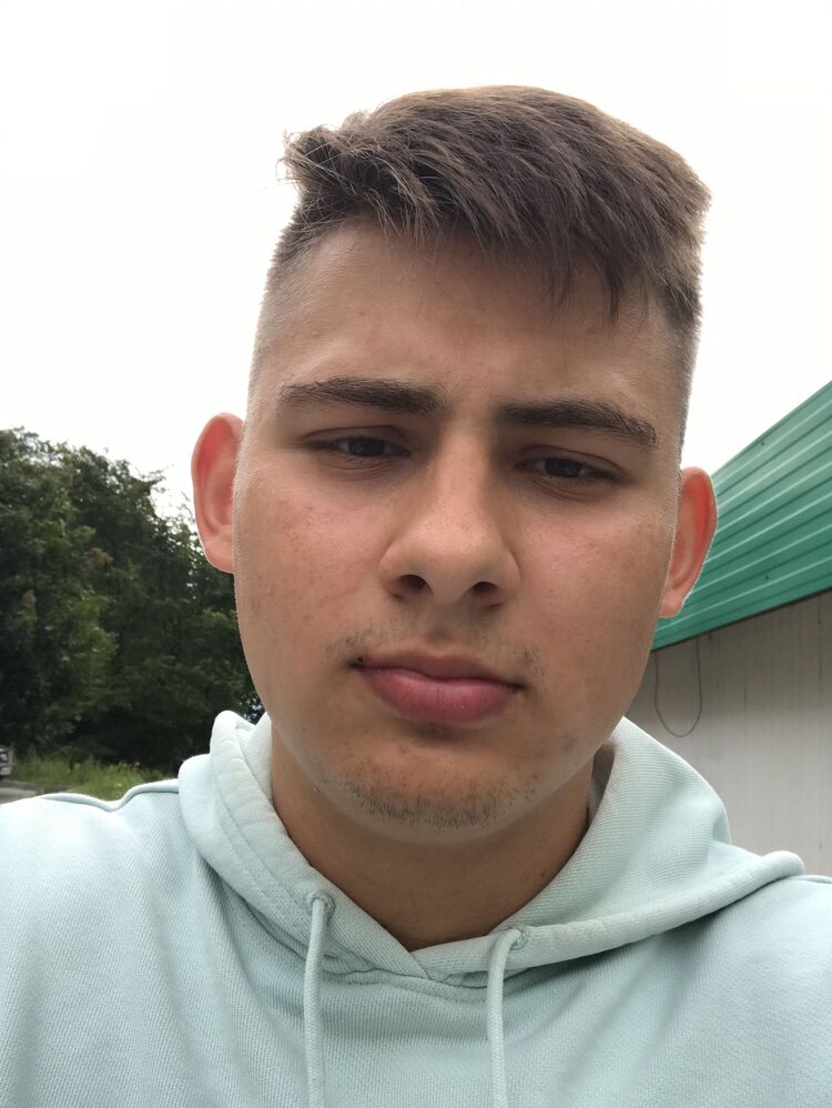  ,   Vladislav, 23 ,   ,   