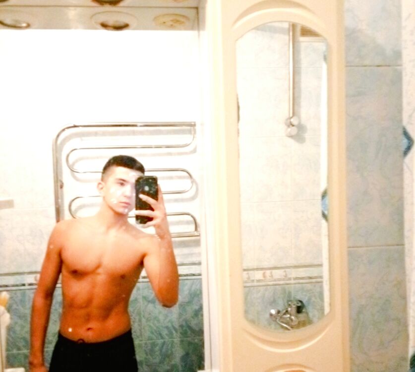  41680697  , 20 ,    