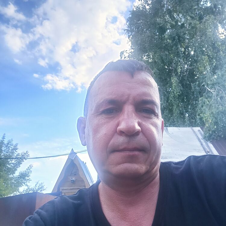 52891687  , 45 ,    