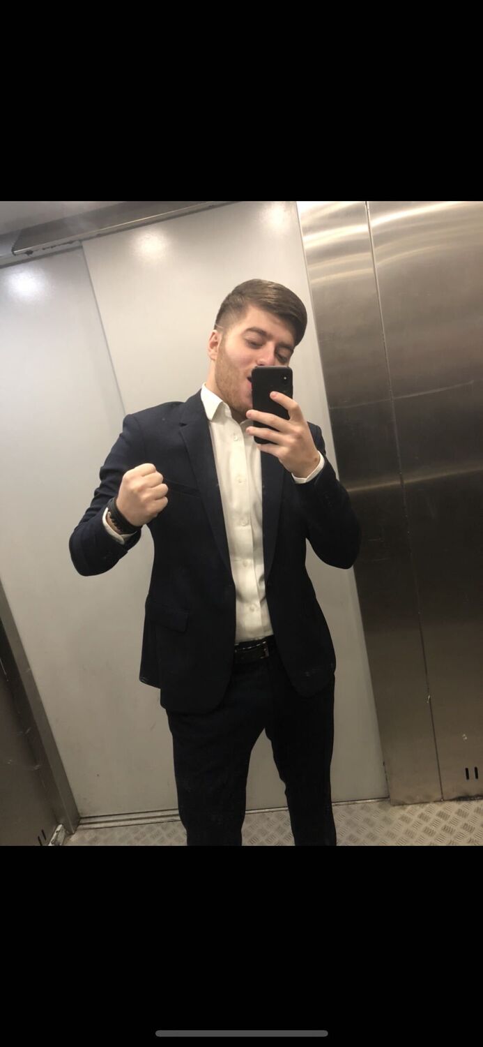  35601687  , 27 ,    